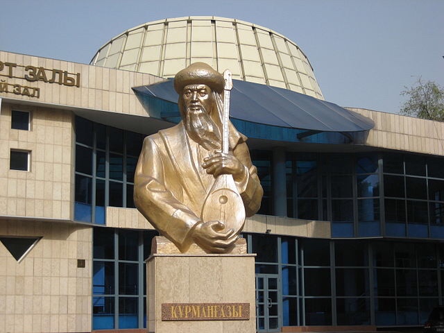 Kurmangazy Sagyrbayuly monument